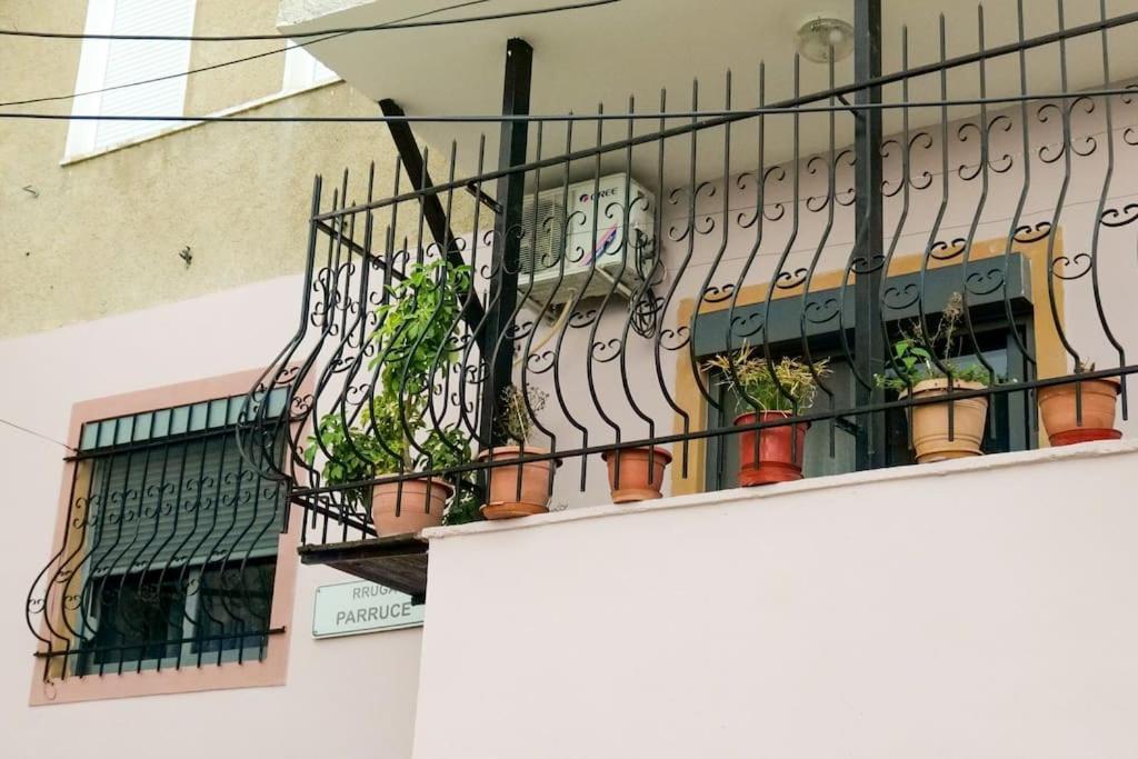 Kasmi Home Krujë エクステリア 写真