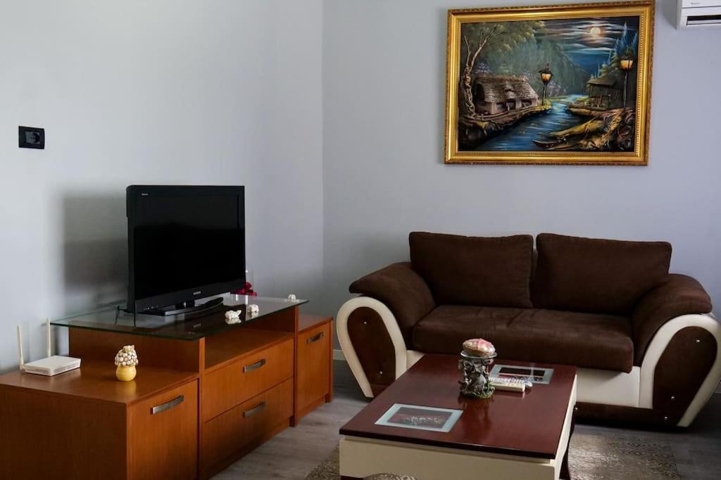 Kasmi Home Krujë エクステリア 写真